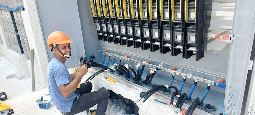 Cardoso Eletricista, Manutenção e instalação.