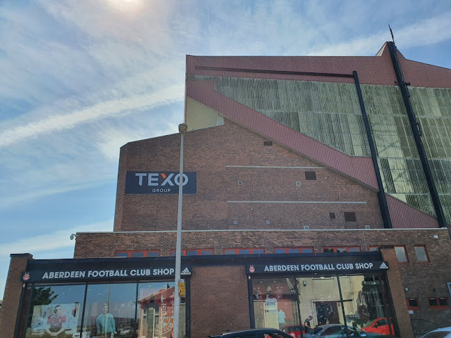 Aberdeen Football Club Shop - Sporting goods store