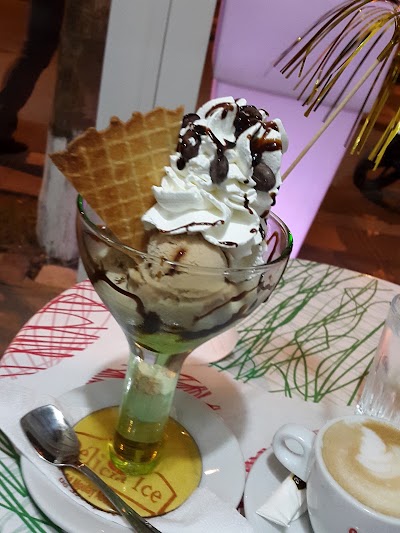 Photos of Delicia Ice Caf&eacute;
