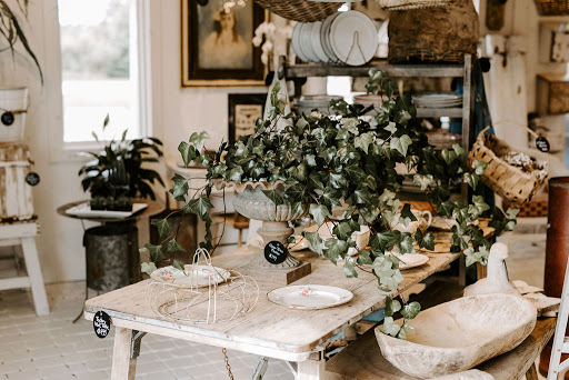 Kettlewells Vintiques-Floral Boutique
