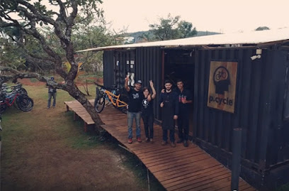 P.cycle Bike Service: oficina / loja / bar