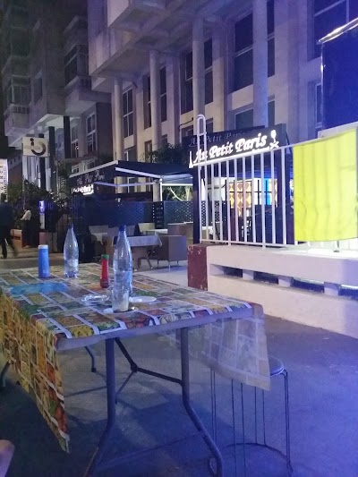 Photos of AU PETIT PARIS
