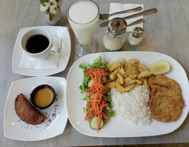 BRUNCH by null
