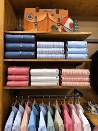 Photo n°27 de OTAGO AURILLAC LA SABLIERE à Aurillac (Magasin de vêtements pour hommes)