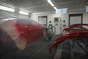 Photo n°24 de Carrosserie Brachet & Fils à Mérignac (Peinture automobile)