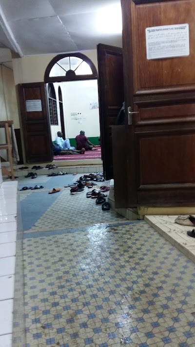 Photos of Mosqu&eacute;e De Makepe