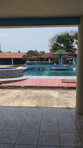 Alberca Campestre