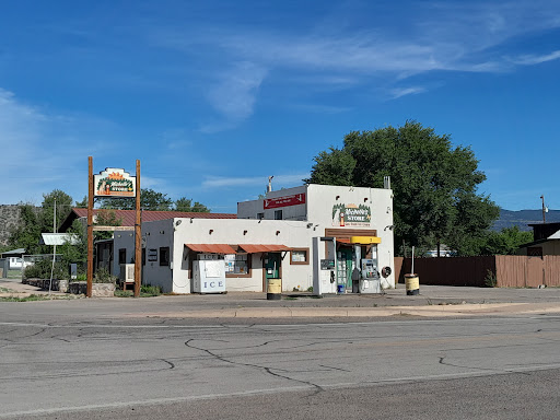 Michelle's Store. - Visual