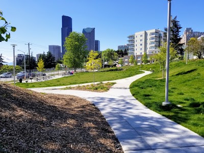 E Yesler Way & Broadway