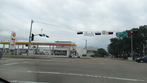 Wilcrest Dr @ South Dr - Thumbnail