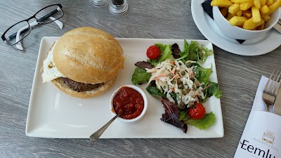 Photos of Restaurant & Shipping Company Eemlust