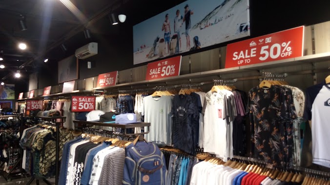 Quiksilver Outlet Rawamangun, Author: Quiksilver Outlet Rawamangun