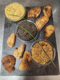 Photo n°12 de L'AVIATEUR DE LA RN6 à Dommartin (Restaurant)