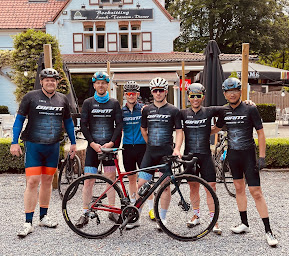 Photo n°2 de Giant Saint Lô à Agneaux (Magasin de vélos d'occasion)