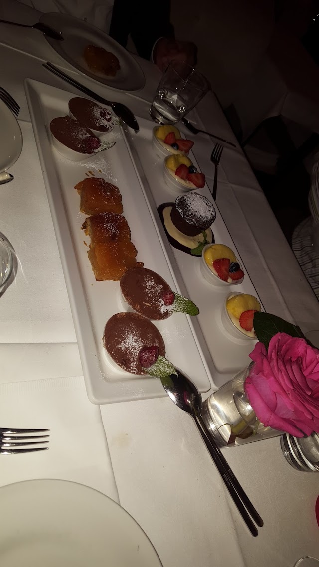 La Cucina Trattoria