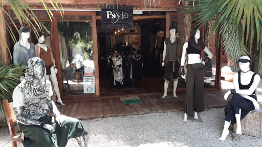 Psylo Fashion Tulum Clandestino