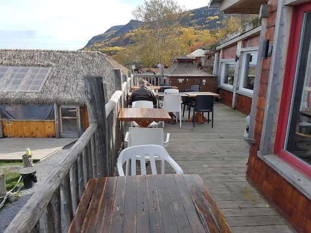 Auberge Festive Sea Shack