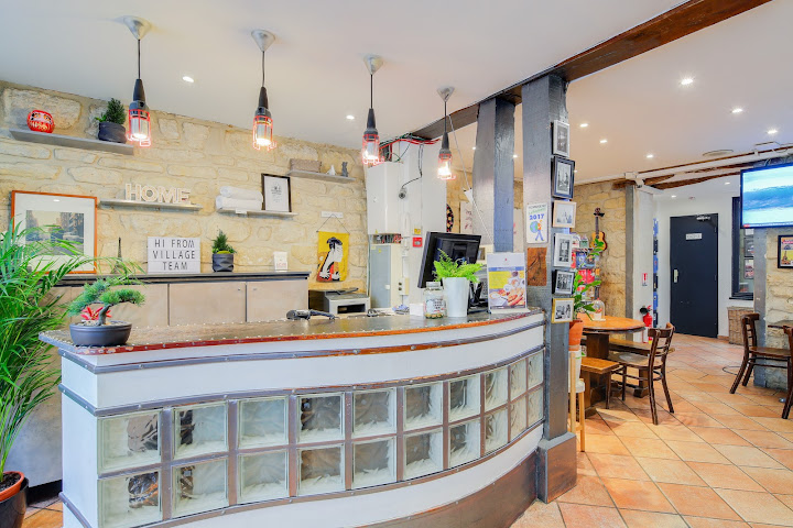 Le Village Montmartre by null