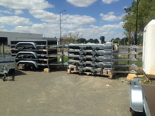 Photo n°32 de Remorques FRANC LE MANS à Arnage (Concessionnaire de remorques utilitaires)