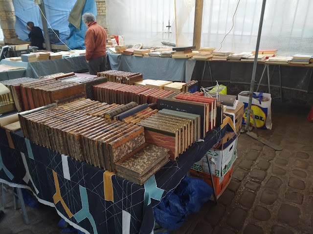 Marché du Livre Parc Georges Brassens