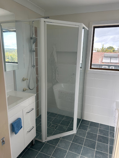 WellMoore Glass & Aluminium
