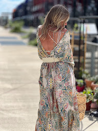 Photo n°21 de Rqueen à Tremblay-en-France (Magasin de vêtements pour femmes)