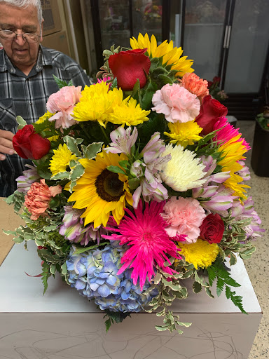 Rhynardys Flowers Gallery - United States