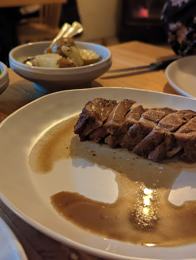 Essen Restaurant - Thumbnail