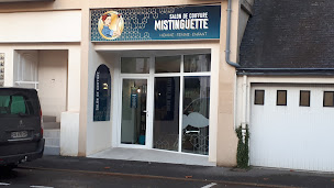 Photo n°3 de Salon de coiffure Mistinguette à Plonévez-Porzay (Salon de coiffure)