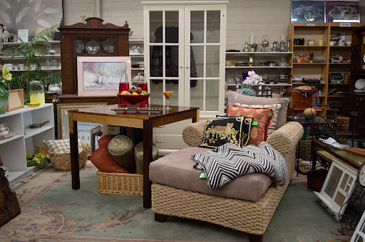 Hodgepodge Thrift Store - San Rafael - Thumbnail