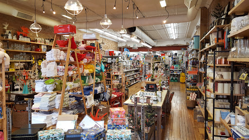 Hackney Ace Hardware - Visual