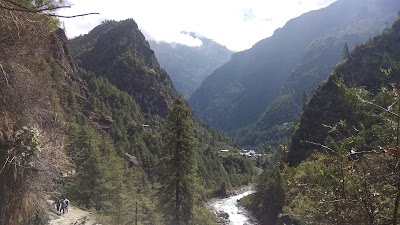 Photos of khumbu tlaveller's guest house PHAKDING