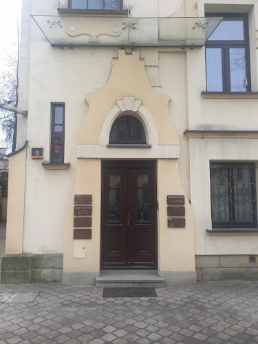 Adwokat i Adwokat Kościelny Krzysztof Surdej Nowy Sącz- rozwody, prawo małżeńskie, karne, spadkowe, windykacja, odszkodowania - Nowy Sącz