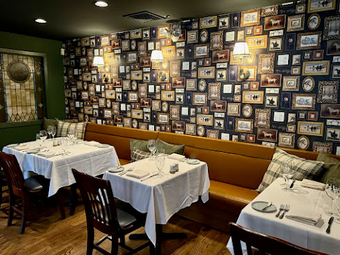 Creed's Seafood & Steaks by null