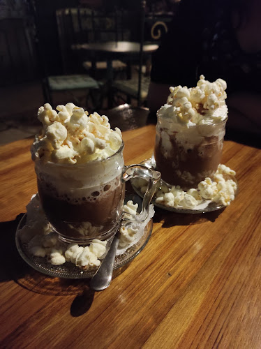 Numer telefony do Nowy Dekameron - domowe nalewki - absynt bar