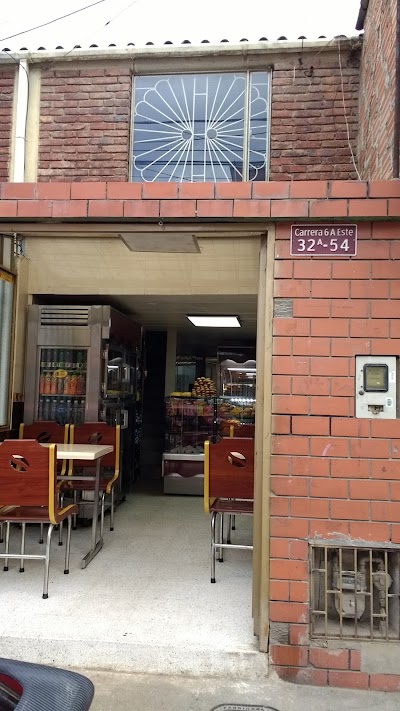 Photos of Panader&iacute;a y Cafeter&iacute;a Emanuel de San Mateo