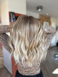 Photo n°18 de L' Atelier d'Olivia à Noyal-Pontivy (Salon de coiffure)