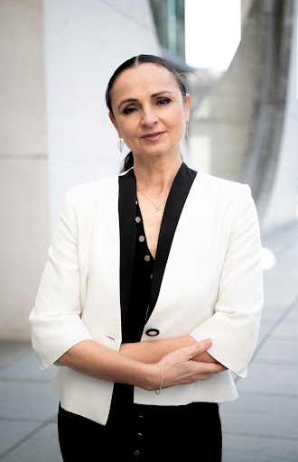 Microblading Ophelia Vilarova Logo