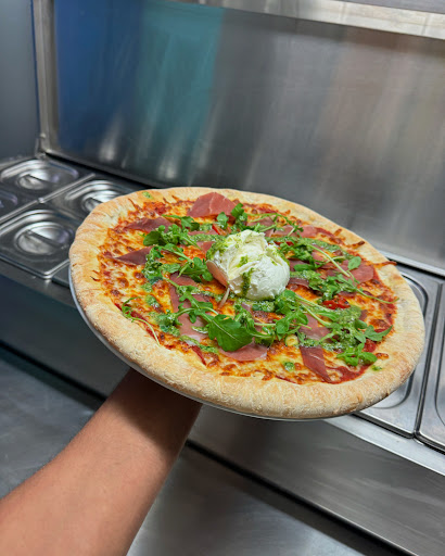 Photo 4 - Pizza Louregali