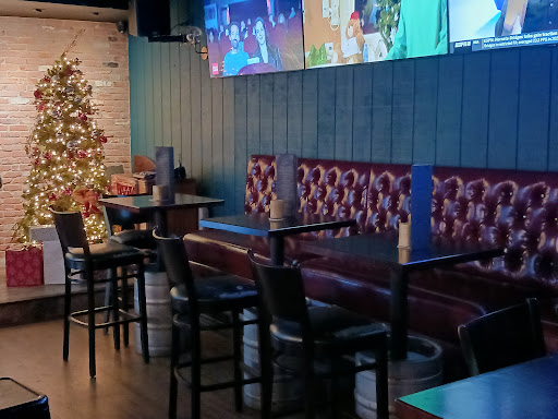 Pat's Cocktail Lounge - Thumbnail