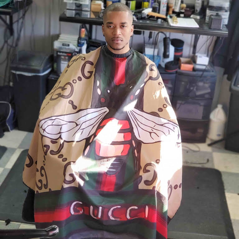 Gucci barber cape 
