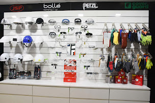 Photo n°4 de Provence Epi - Equipement de Protection Individuelle à Château-Arnoux-Saint-Auban (Magasin de vêtements professionnels)