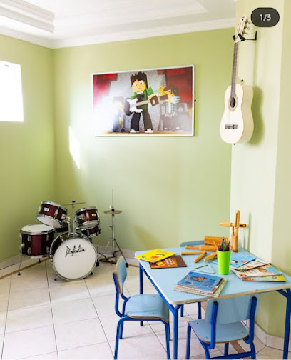 BR MUSIC SCHOOL
