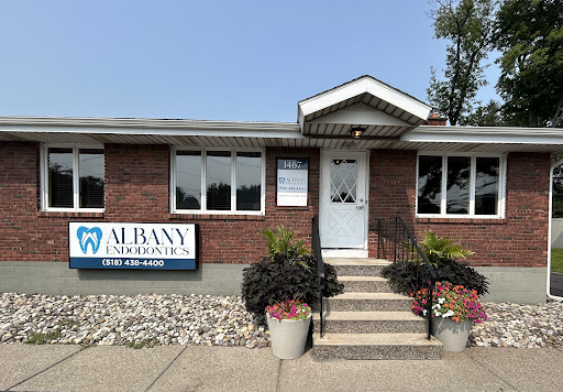 Albany Endodontics PC