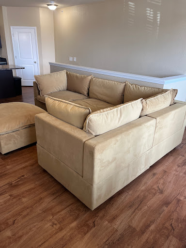 Couch + Co. - Visual