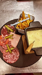 Photo n°2 de Restaurant AUBERGE DE LA TOURELLE à Tournan-en-Brie (Restaurant français)