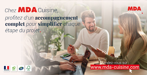 Vous avez un projet de cuisine équipée ? Chez MDA Cuisine, profitez d’un accompagnement complet avec un seul interlocuteur pour simplifier chaque étape de votre projet.

Conception de la cuisine, choix des meubles, implantation, électroménager et installation : nos concepteurs vous accompagnent pour créer une cuisine fonctionnelle, esthétique et adaptée à votre espace comme à votre budget.

Avec MDA Cuisine, votre projet est pensé dans son ensemble, de la conception jusqu’à la pose.

Vous souhaitez aménager une nouvelle cuisine ? Venez rencontrer votre concepteur MDA Cuisine et donnez vie à votre projet.