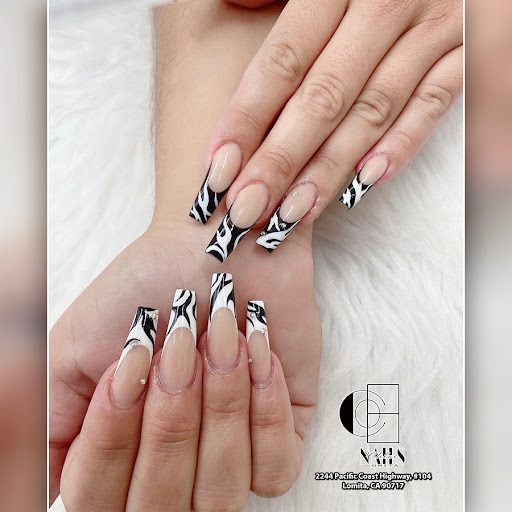 Chloe Nails - Thumbnail