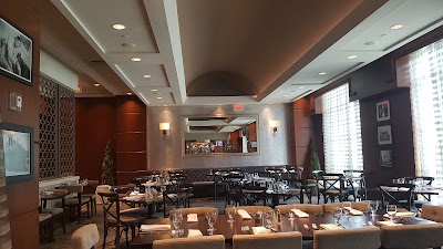 Centro Restaurant and Lounge