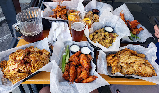 Monkey's Uncle Tavern - Visual